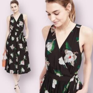 Banana Republic Magnolia Print Floral Wrap Dress Black White Size 8 Tall